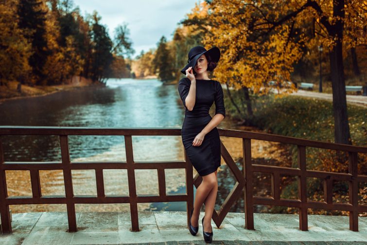 černé elegantní šaty