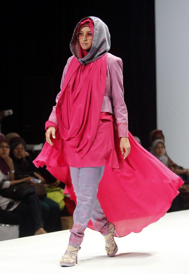 orientální móda růžová muslimka