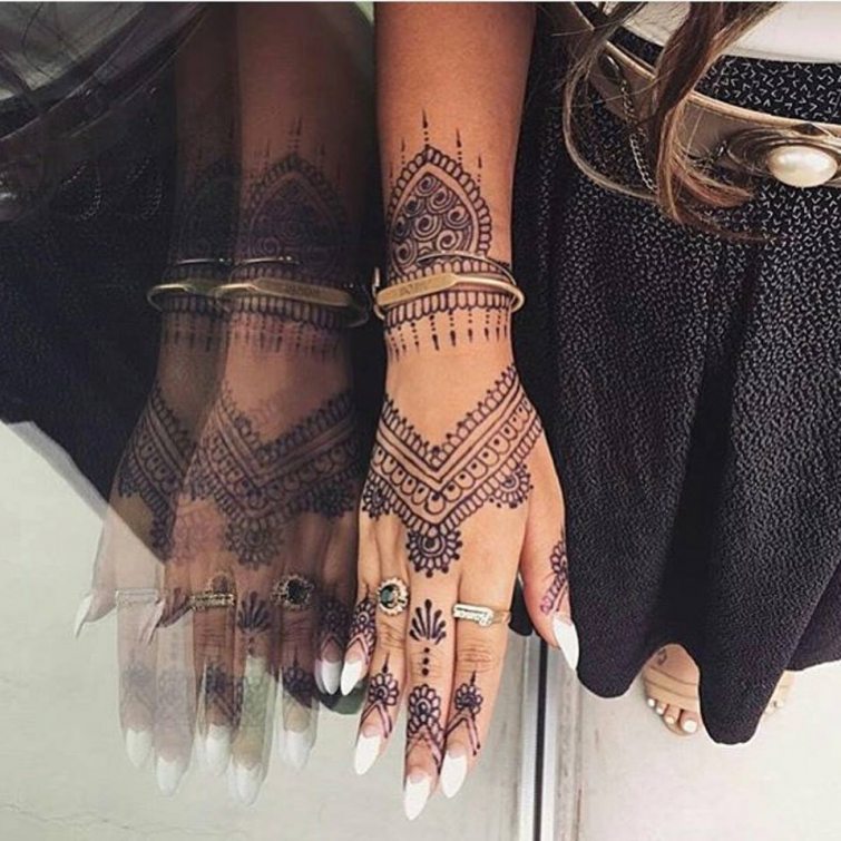 tetování hennou dámské